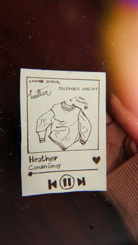 Drawing Of Songs, Heather Conan Gray Drawing, Aesthetic Poster Drawing Ideas, Conan Gray Aesthetic Heather, Heather Drawing Conan Gray, Music Spotify Aesthetic Drawing, Music Drawings Ideas Sketches, Draw Music Aesthetic, Playlists Drawing