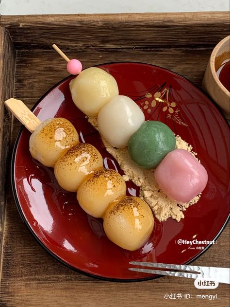 Asian Desert, Japanese Dessert Aesthetic, Japan Dessert, Japan Snacks, Japanese Treats, Kawaii Cooking, Japanese Dessert, Food Drinks Dessert, Cute Desserts