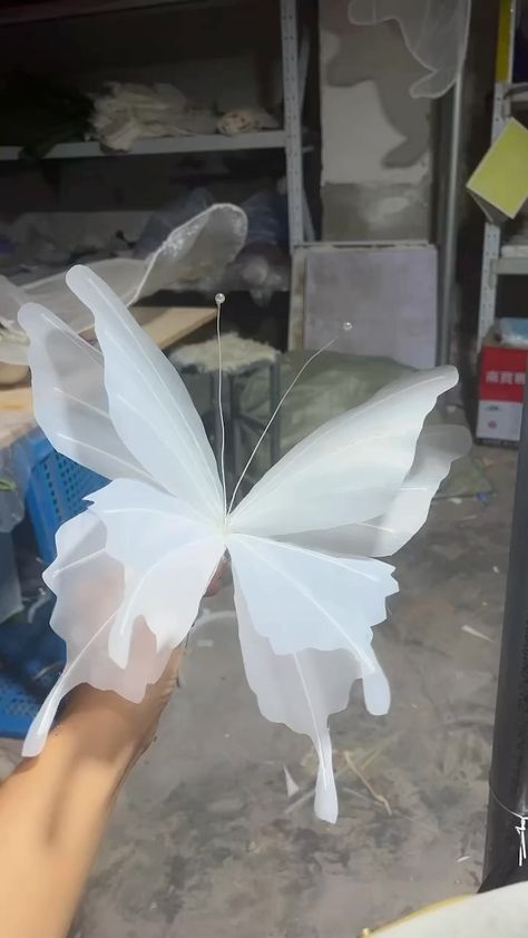 manney.paperart.design | Giant paper butterfly display，please check the details！ #butterfly #paperbutterfly #🦋 #display #details | Instagram Wire Butterfly, Butterfly Display, Paper Butterfly, The Details, On Instagram, Instagram, Design