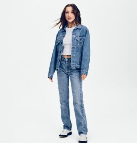 emma for Levi's Emma Chamberlain Levis, Funny Songs, Emma Chamberlain, Golden Girl, Stylish Girl, Cold Weather, Levi Jeans, Levi's, Vision Board