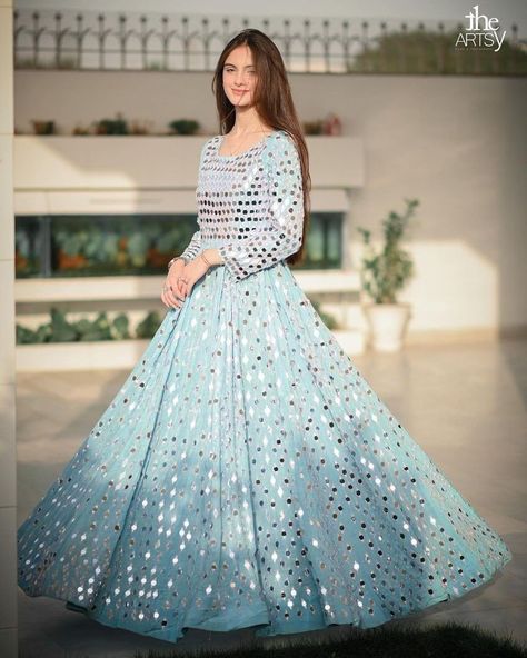 https://youtu.be/FOuWbtSPu9E Mirror Lengha, Mahnoor Sheikh, Umbrella Kurti, Kids Party Wear Dresses, Long Frock Designs, Desi Wedding Dresses, Attractive Dresses, Wedding Dresses For Kids, Girls Dresses Sewing