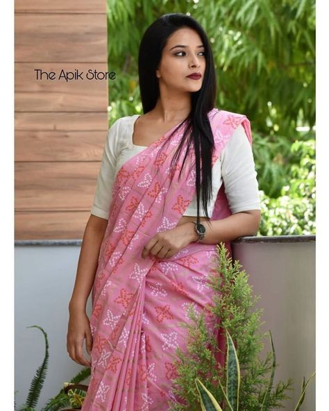 https://youtu.be/pP4SGPEugQ0 New Fashion Saree, Keep Me Stylish, Colour Pastel, Formal Saree, Cotton Saree Blouse Designs, Cotton Blouse Design, Cotton Saree Blouse, Simple Saree Designs, Blouse Ideas