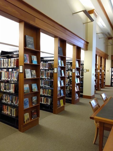 Library Worker Aesthetic, 1960s Library, 1970s Library, Library Sitting Area, 90s Library, Public Library Ideas, Small School Library, Public Library Exterior, Working At A Library