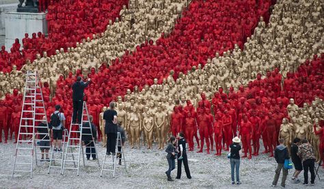 Mexico City Zocalo, Spencer Tunick, Bollywood Photos, Body Photography, People Poses, The Opera, Human Art, Public Art, New Yorker