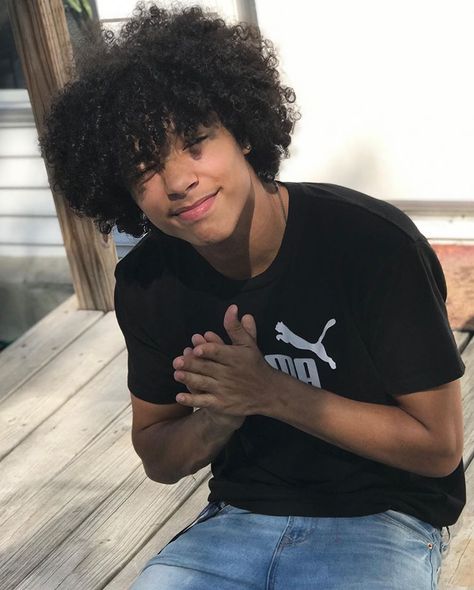 lil backwood on Instagram: “cloud 30” Boys Haircuts Curly Hair, Mixed Guys, Light Skin Men, Boys With Curly Hair, Cute Black Guys, Boys Haircuts, Attractive Guys, Light Skin