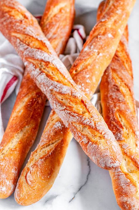 Crusty French Bread Recipe, French Baguette Recipe, Baguette Recipe, French Baking, French Bread Recipe, Baguette Bread, Bread Sticks, Artisan Bread Recipes, French Baguette