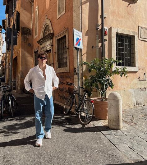 Linen Shirt Outfit, Vacation Outfits Men, Spiritual Fashion, Mens Smart Casual Outfits, Shirt Outfit Men, Money Fashion, Mens Photoshoot Poses, Classy Outfits Men, European Summer Outfits