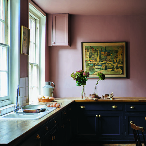 Farrow Bal, Kitchen Cupboards Paint, Pink Paint Colors, Trending Paint Colors, Dark Kitchen, Best Paint Colors, Dark Kitchen Cabinets, Yellow Kitchen, Pink Kitchen