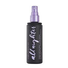 Is makeup meltdown ruining your midnight mojo? Mist on this weightless spray to give your makeup... Make Up Spray, Urban Makeup, Vibrant Makeup, Makeup Sephora, Urban Decay All Nighter, Fixing Spray, Urban Decay Cosmetics, Makeup Spray, Smink Inspiration