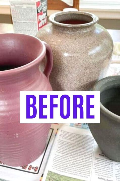 old vase makeover idea How To Paint Over Ceramic Vase, Painting Ceramic Vases Diy, Making Vases Easy Diy, Textured Vases Ceramic Art, Hand Painted Vases Ideas, Large Vase Decorating Ideas, How To Paint Vases, How To Paint A Vase, Decorating With Pottery