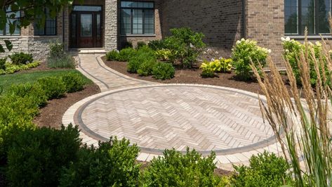 Walkway and entryway project with antiqued pavers | Unilock Contemporary Entrance, Heated Driveway, Cobblestone Driveway, Elegant Entrance, Paver Stones, Front Walkway, Front Entryway, Backyard Renovations, Backyard Landscaping Designs