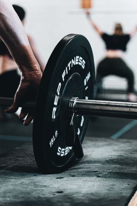 Discovering My True Strength | Her Campus Gym Photography, Fitness Wallpaper, Gym Wallpaper, Conditioning Workouts, A Gym, Workout Aesthetic, Muscle Fitness, Gym Rat, Powerlifting