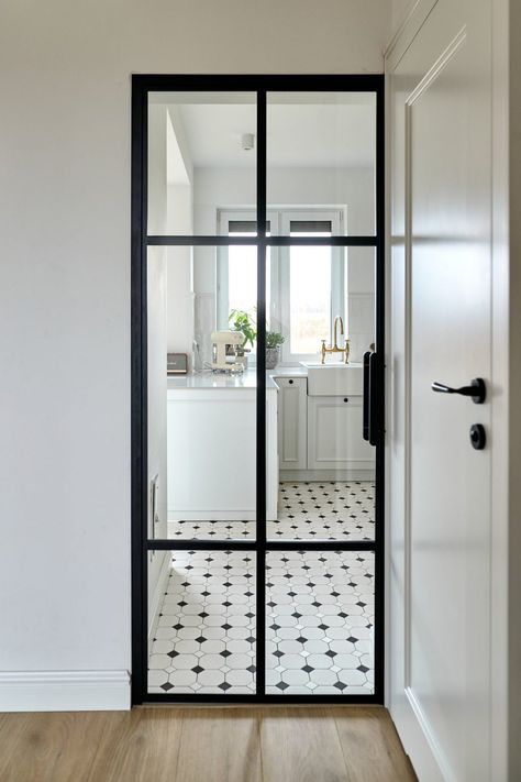 Cristal Internal Doors, Black Glass Doors Interior, Interior Glass Doors Ideas, Black Glass Doors, Door For Kitchen, Black Steel Doors, Pintu Interior, Loft Door, Porte In Ferro