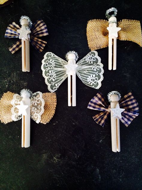 Clothespin Christmas Angels--use as ornament and attach at the end of branch Clothes Pin Ornaments, Clothespin Crafts Christmas, Christmas Clothespins, Diy Christmas Ornaments Easy, Children Christmas, Angel Crafts, Clothes Pin Crafts, Navidad Diy, Easy Christmas Diy