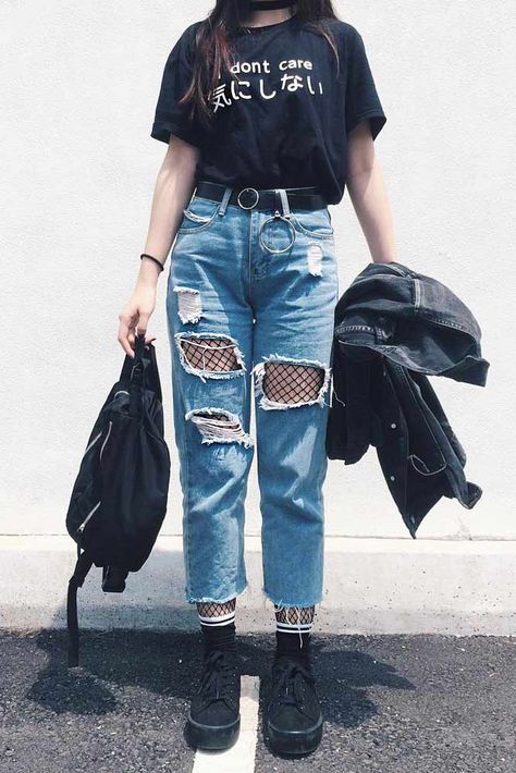 Basics Of Grunge Style And Modern Interpretation ★ Fishnet Tights Outfit Jeans, Fishnet Tights Outfit, Ripped Jeans Outfit Fall, Fall Outfits Women Black Woman, Tights Under Jeans, Fishnet Stockings Outfit, Fish Net Tights Outfit, Fishnet Under Jeans, Grunge Fall Outfits