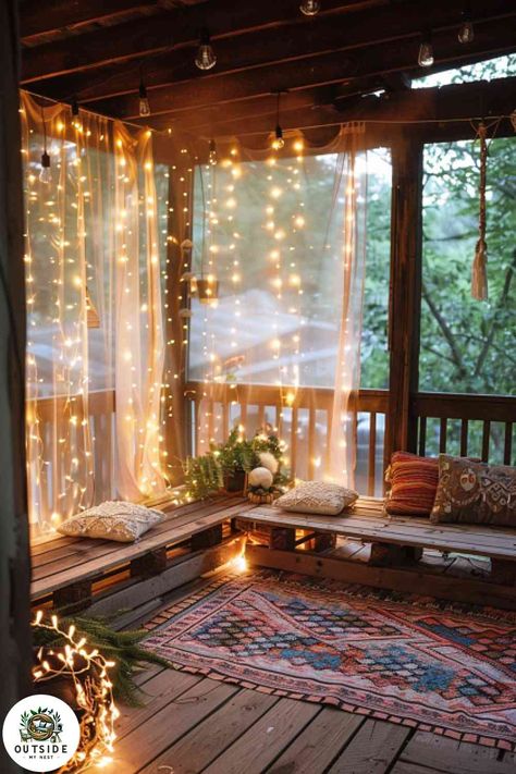 Private Porch Ideas, Bohemian Back Porch Ideas, Privacy Front Porch Ideas, Screened In Porch Inspiration, Small Screened Porch Ideas, Back Porch Privacy Ideas, Enclosed Patio Ideas On A Budget, Small Covered Porch Ideas, Screen Room Decorating Ideas