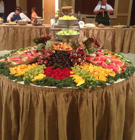 Quinceanera Catering Ideas, Quincenera Food Table, Quinceanera Food Table, Snack Table Quinceanera, Quinceanera Fruit Table Ideas, Quince Fruit Table, Quince Food Table, Quinceanera Snack Table Ideas, Quince Snack Table