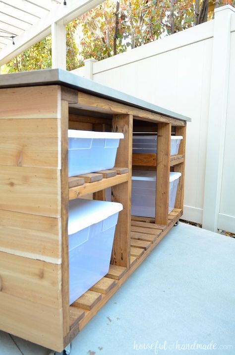 Outdoor Refrigerator Ideas Patio, Outdoor Kitchen Cart Diy, Outdoor Kitchen Pallets, Diy Outdoor Shelving, Pergola With Storage, Patio Kitchen Ideas Outdoor Diy, Outdoor Patio Storage Ideas, Patio Grill Station Diy, Outdoor Kitchens Diy