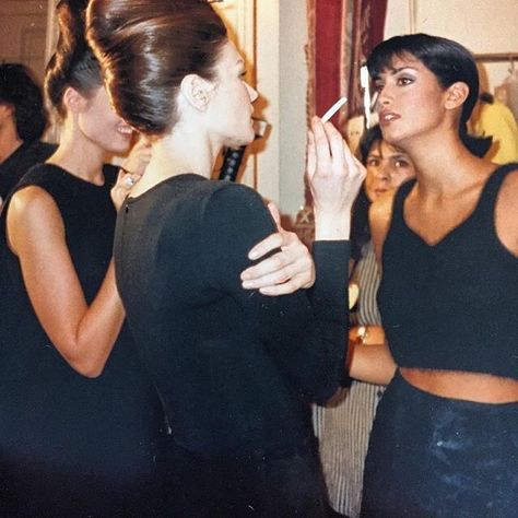 Dior Spring Couture, Runway Aesthetic, Everything But The Girl, Yasmeen Ghauri, Models 90s, Models Backstage, Original Supermodels, 90s Supermodels, 90s Models