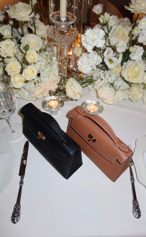 Kelly Pochette, Modesty Fashion, Fancy Bags, Elegant Dining, Glam Fashion, Luxury Home Decor, Pin It, Mini Bag, Luxury Bags