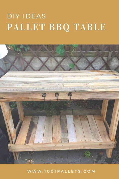 Outdoor Table Diy Upcycle, Toddler Picnic Table, Bbq Garden, Pallet Side Table, Pallet Tables, Pallet Table Diy, Repurpose Pallets, Outdoor Pallet Projects, Pallet Desk