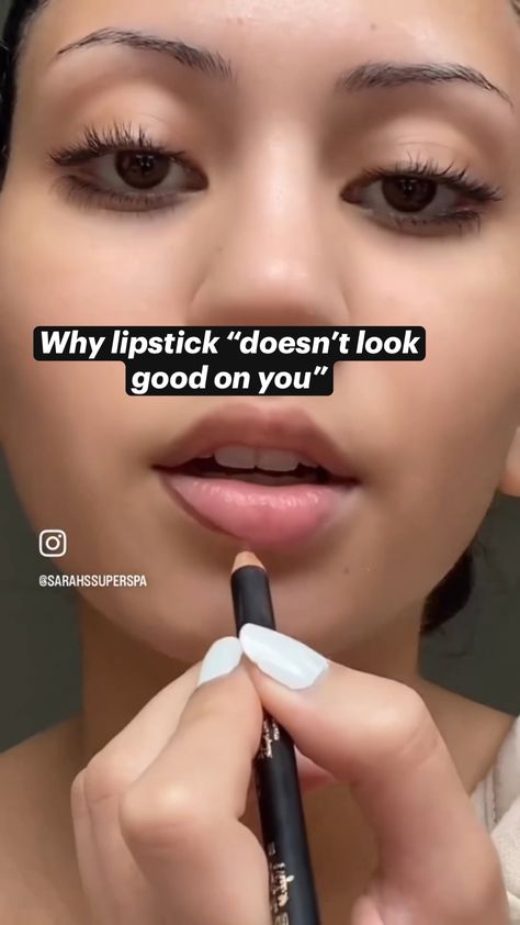 Lipstick doesn’t look good on you because:

You may have a double lip line (like many people) and haven’t been shown how to utilise it 💄

⚠️EXPLANATION IS ON MY YOUTUBE⚠️

💋The steps to filling them in:

1. Conceal the outer lip line on the corners
 • 2. Line the inner lip line on the corners
 • 3. Line the outer lip line in the middle

4. Connect the lines

* Optional for extra pout*

5. Fill in the corners

6. Highlight the middle

✅you can use a lipstick but starting with a lip liner is easier

You don’t have to shy away from lipstick anymore!

Brush: from @ducarebeautyofficial (code sarahssuperspa for 20% off)

Lip liner: @barrymcosmetics chocolate 

#doublelipline #lipliner #tutorial #makeup #satisfying #lanadelray #taylorswift #rihanna #90smakeup #lipgloss #alexademie #maddypere How To Lip Makeup, Different Lip Types, Lip Overlining Tutorial, How To Use A Lip Liner, How To Make Simple Makeup, How To Do Your Lips With Lip Liner, How To Do Latina Lip Liner, Lip Lining For Small Lips, How To Sharpen Lip Liner Pencil