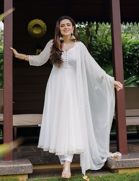 Self Made Billionaire, Kurtis Patterns, White Anarkali Dress, Opposite Attracts, White Kurtis, White Anarkali Suits, Off White Anarkali, Salwar Suits For Women, Colour Aesthetic