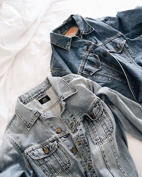 vintage denim #levis Isak & Even, Denim Day, Girl Meets World, Gorgeous Makeup, Denim Jackets, Gilmore Girls, Vintage Denim, Style Me, Blue Jeans