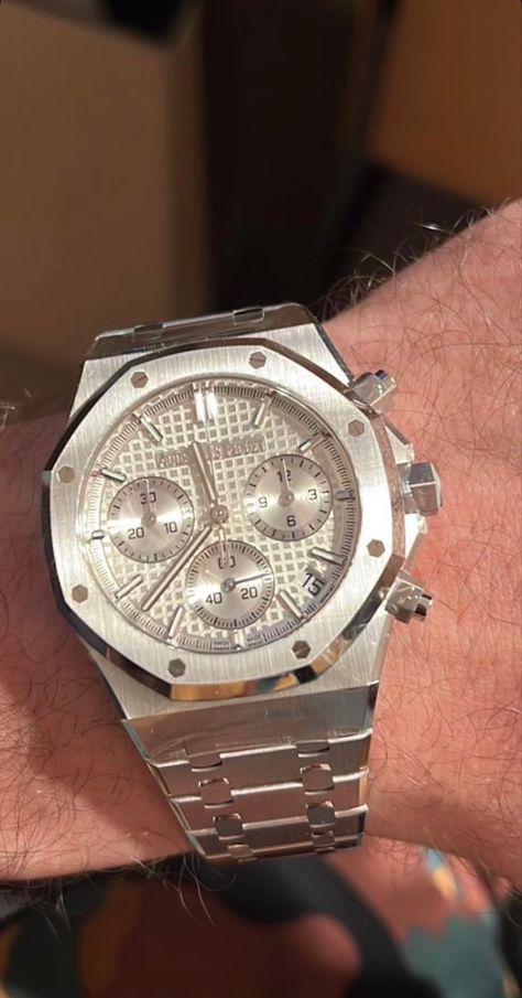 Audemars Piguet Royal Oak Chronograph, Billionaire Aesthetic, 3d Graffiti, Dapper Mens Fashion, Mens Jewellery, Fancy Watches, Christopher Reeve, Men Fashion Casual Shirts, Money Talks