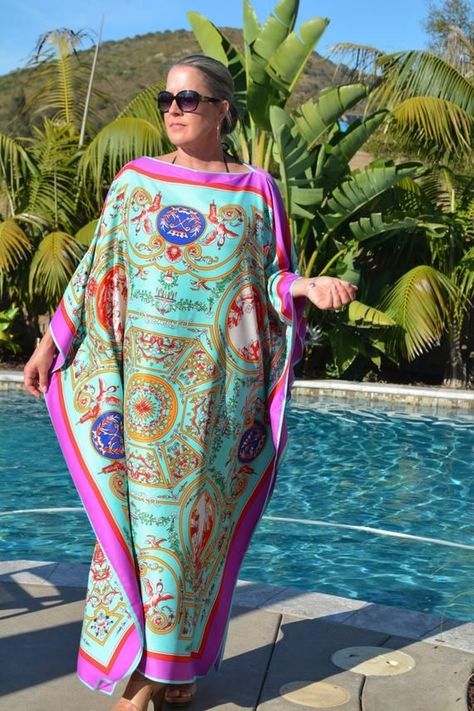 Caftan Dress Kaftan, Long Silk Dress, Silk Caftan, Kaftan Designs, African Dresses Modern, Afrikaanse Mode, African Maxi Dresses, Silk Kaftan, Mode Boho