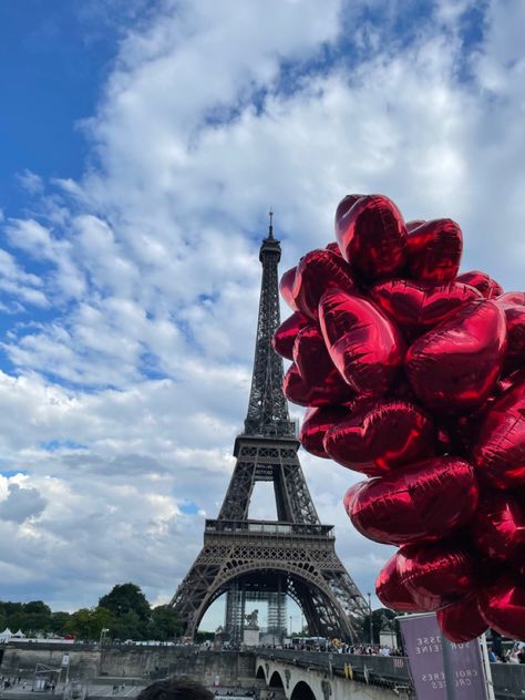 #paris #france #travel #love #hearts Paris Valentines Day, Love Messages For Her, Paris France Travel, Frances Valentine, Love Message For Him, Messages For Her, Messages For Him, Paris Love, Love Hearts