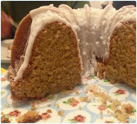 Cinnamon Apple Bundt Cake Bundt Cake Recipes, Cake Recipes Uk, Easy Bundt Cake Recipes, Manchester Food, Apple Pie Cake, Bundt Recipes, Easy Bundt Cake, Apple Bundt Cake, Mini Bundt Cakes