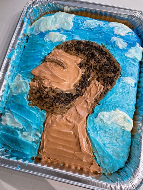 Justin Bieber Cake, Cakes To Bake, Goofy Cake, Cursed Cakes, Champagne Mami, Drake Cake, Shrek Cake, 2023 Birthday, Fun Cakes