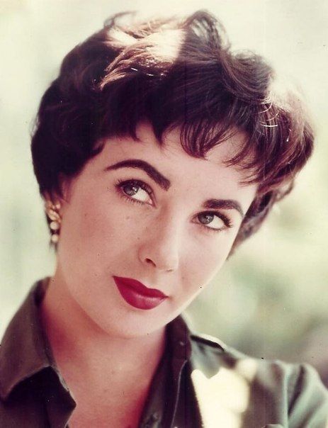 Elizabeth Taylor Miss Elizabeth, Violet Eyes, Hollywood Icons, Retro Hairstyles, Beauty Icons, Elizabeth Taylor, Golden Age Of Hollywood, Vintage Hollywood, Classic Beauty