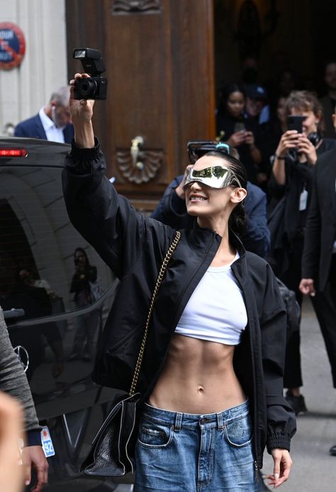 Balenciaga Show, Balenciaga Fashion Show, Futuristic Sunglasses, Balenciaga Fashion, Hadid Sisters, Bella Hadid Style, Hadid Style, Model Inspo, Model Aesthetic