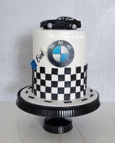 BMW cake 🏁🖤🏁🖤 . . . . . . . #bmwcakes .#cakeformansbirthday .#cakemasculino .#lovecakes❤️🎂 .#dominicancakesmiami .#cakedominicanoenmiami .#miamidominicancakes .#hollywoodcakes #suspirodominicano🇩🇴 .#suspirodominicanocake Guy Birthday Cake, Car Guy Birthday, Bmw Cake, Guy Birthday, 30th Birthday Cake, Cake In A Can, Birthday Cakes For Men, Car Guys, Man Birthday