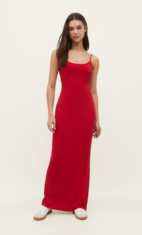 Vestido largo rojo Round Neck Dresses, Strappy Dresses, Women's Fashion Dresses, Spring Fashion, Zara, Womens Dresses, Dresses, Fashion Trends