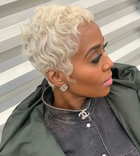 Platinum Blonde Pixie Black Women, Platinum Pixie Cut Black Women, Blonde Pixie Cut On Black Women, Platinum Blonde Hair Short, Blonde Hair Short, Short Platinum Blonde Hair, Finger Waves Short Hair, Short Blonde Pixie, Blonde Natural Hair