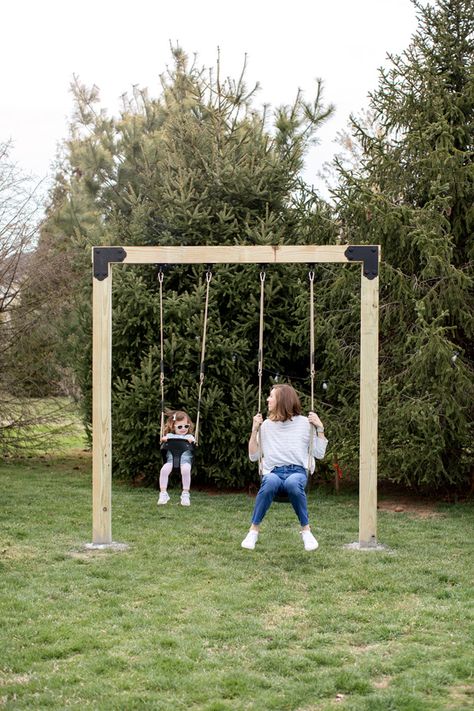 Two Post Pergola, Homemade Swing Set, Diy Swing Set, Swing Set Plans, Swing Set Diy, Diy Swing, Play Area Backyard, Backyard Swings, Pergola Swing