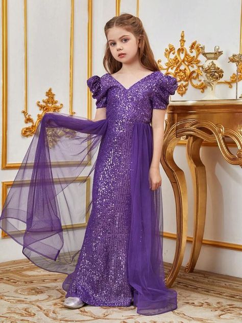 Velvet Frock For Kids, Indian Prom Dresses, Simple Dress For Girl, Birthday Frocks, Soiree Outfit, Frocks For Kids, Pakistani Bridal Dress, Kids Party Wear Dresses