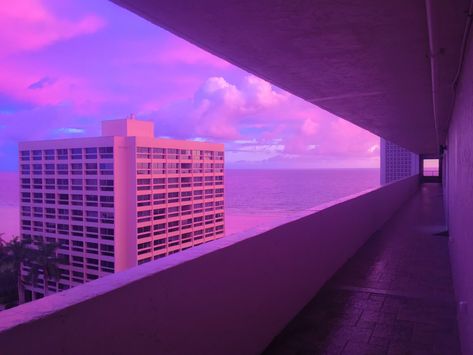 Vaporwave Tumblr, 1366x768 Wallpaper Hd, Dreamscape Architecture, New Retro Wave, Dreamcore Weirdcore, Liminal Spaces, Vaporwave Aesthetic, Neon Aesthetic, Pink Star