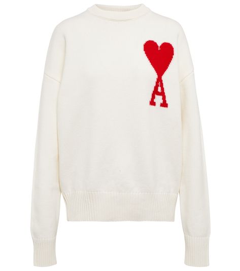 A symbol of Ami Paris since 2016, the Ami de Cœur logo is named after the French expression for "friend of the heart." This sweater is knit from white virgin wool with warming ribbed trims. Paris Logo, Funnel Neck Sweater, Embroidered Wool, White Turtleneck, Estilo Preppy, Heart Sweater, Ami Paris, Stylish Sweaters, Wool Turtleneck