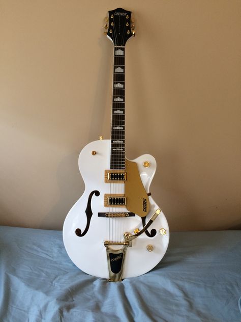 My new Gretsch G5420T semi-hollow body guitar. Semi Hollow Guitar, Hollow Body Guitar, Gretsch Guitar, Guitar Obsession, Sketching Ideas, Guitar Pics, Cool Electric Guitars, Music Aesthetic, Guitar Design