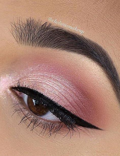 Natural Makeup Pink Eyeshadow, Basic Pink Eye Makeup, Pink Mauve Eye Makeup, Pink Light Eye Makeup, Makeup Looks For Wedding Guest Pink, Pink Natural Eyeshadow Looks, Prom Makeup For Fushia Dress, Prom Makeup Ideas For Pink Dress, Pink Doe Eye Makeup