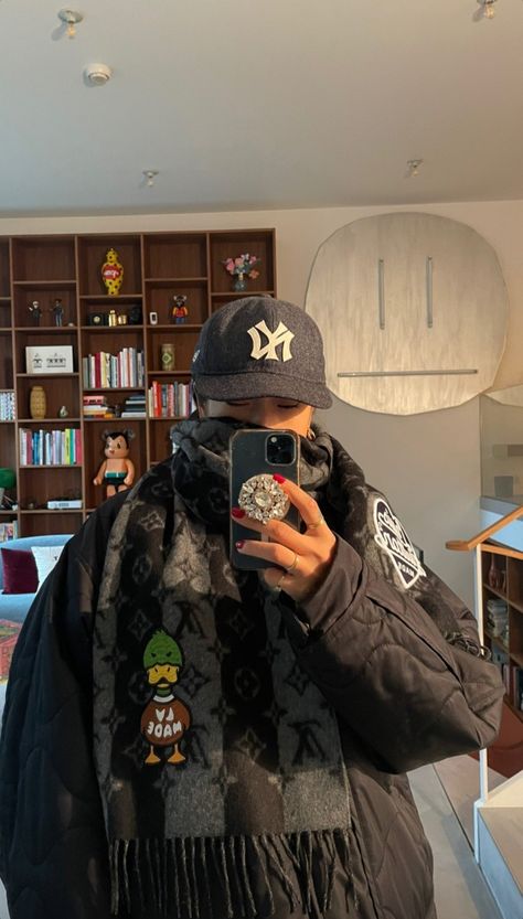 Peggy Gou, Ny Cap, Jdm Racing, Louis Vuitton Scarf, Nostalgia Aesthetic, Interior Home, Winter Fits, Clothes Style, Mode Inspo