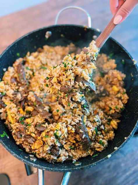 Lemongrass Beef Fried Rice - Tiffy Cooks Umami Sauce, Chinese Lunch, Lemongrass Beef, Chicken Asian Recipes, Asian Recipes Authentic, Asian Recipes Easy, Chicken Asian, Tiffy Cooks, Beef Fried Rice