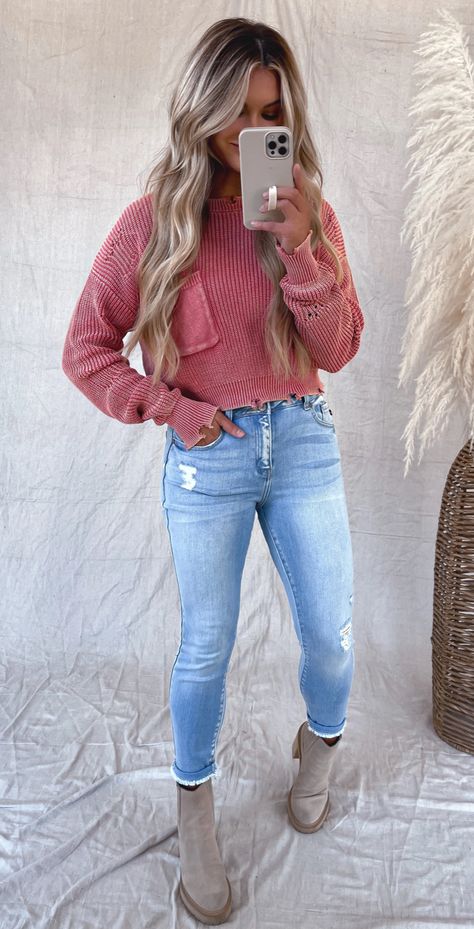 Stitch Fix 2024 Fall, 70 Degree Fall Weather Outfit, Anniversary Dinner Outfit Winter, Outfits For Women In Their 40s, Anniversary Dinner Outfit, Casual Mom Outfits, Dinner Outfit Winter, Everyday Outfits Fall, Mom Clothes