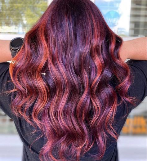 Pinkish Brown Hair, Ruby Red Hair, Light Red Hair, Violet Hair Colors, Light Auburn Hair, Red Hair Color Ideas, Red Hair Looks, Pulp Riot Hair Color, Red Ombre Hair