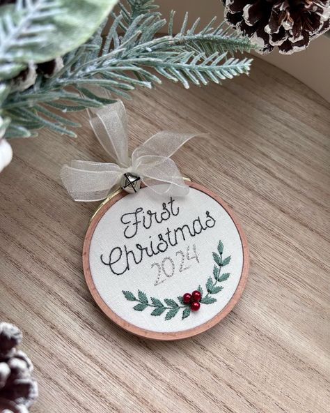 First Christmas Tree Ornament 🎄 Display on your tree to commemorate a special year, a thoughtful keepsake. #firstchristmas #babysfirstchristmas #firstyearmarried #newlyweds #mr&mrs #christmastree #christmas2024 #treeornaments #treedecoration #treebauble #embroidery #embroideryart #handmade First Christmas Embroidery Ornament, First Christmas Embroidery, First Christmas Tree, Embroidery Ornaments, Our First Christmas Ornament, Married Ornament, Ornament Display, Engagement Ornaments, First Christmas Married