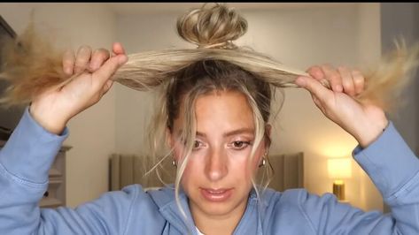 Top Bun Long Hair, 2023 Messy Bun, Messy Bun With Scrunchie Long Hair, Bun Long Hair Tutorial, Long Hair Top Bun, Messy Beach Bun, Easy Messy High Bun, Long Hair Styles Updo Easy, How To Create A Messy Bun